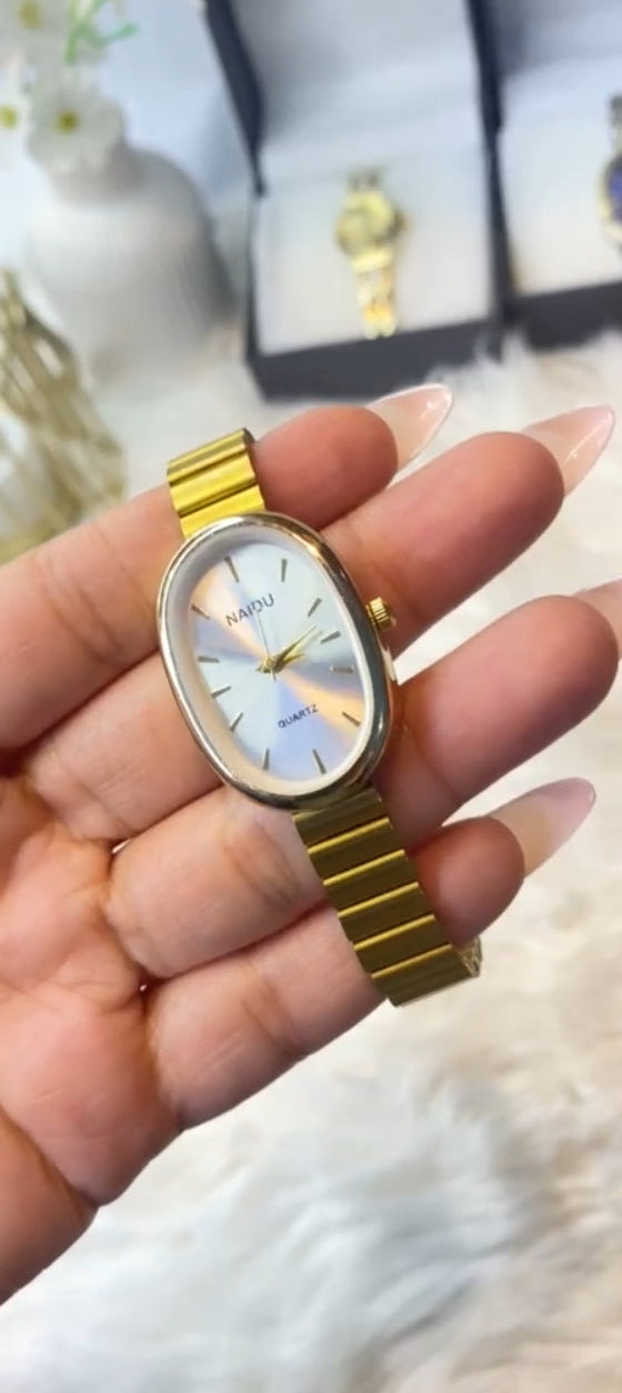 Luxury Gold Oval Women's Watch – Stainless Steel Quartz Wrist Watch