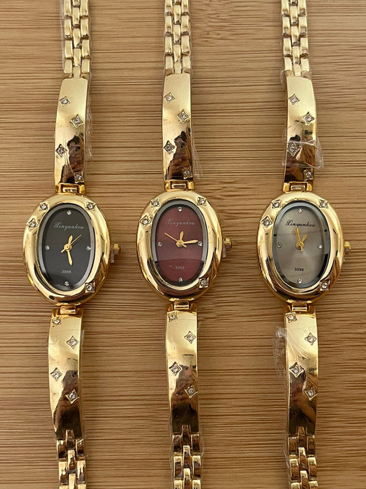 Oval shaped vintage style gemstones Watch